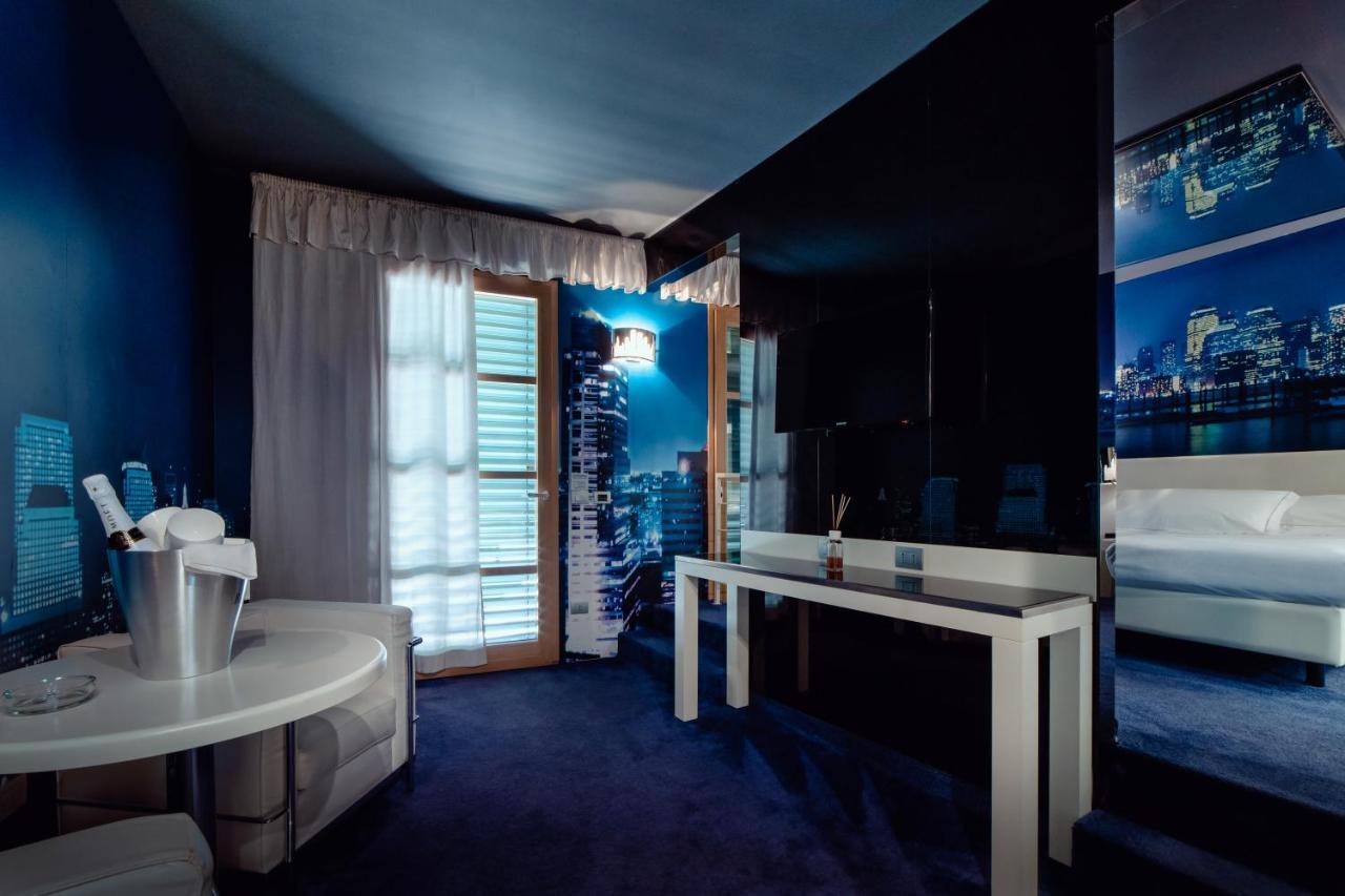Motel Hotel Piranha Cameriano المظهر الخارجي الصورة